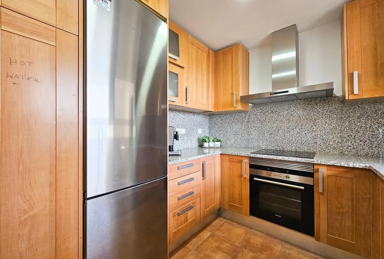 Apartament W Esteponie Z Niesamowitymi Widokami Na Gibraltar I Gore La Concha Estepona